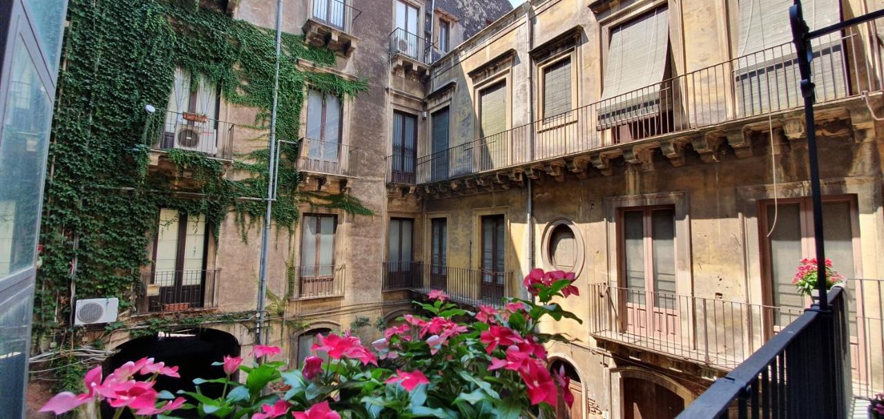 Palazzo Del Verga Catania Bagian luar foto